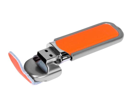 USB 2.0- флешка на 16 Гб с массивным классическим корпусом