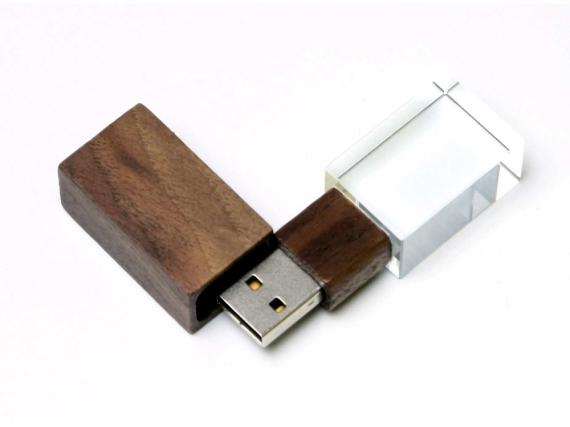 USB 2.0- флешка на 64 Гб прямоугольной формы, под гравировку 3D логотипа