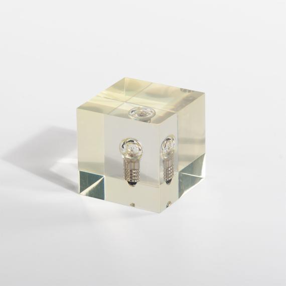 Пресс-папье "Лампочка"