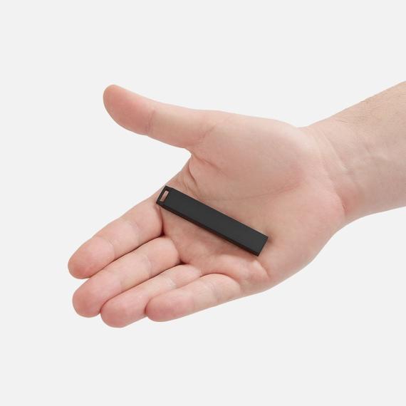 Флешка markBright Black с синей подсветкой, 32 Гб